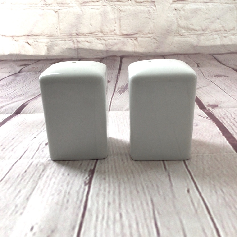 Minimalist Ceramic Square White Salt and Pepper Shaker Pair